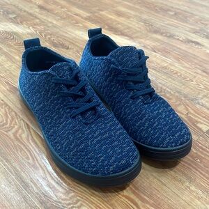 Easy Street Navy Blue Tennis Shoes